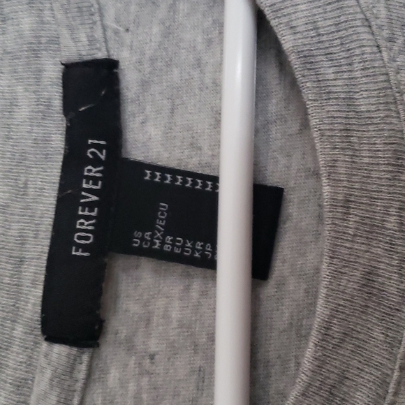 Forever 21 T Shirt - Picture 3 of 4